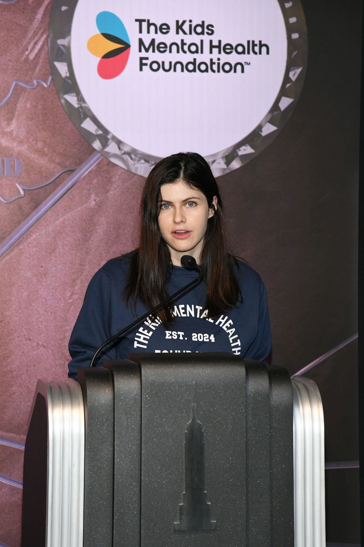 ALEXANDRA DADDARIO LIGHTS THE EMPIRE STATE BUILDING IN HONOR OF CHILDREN MENTAL HEALTH AWARENESS DAY02